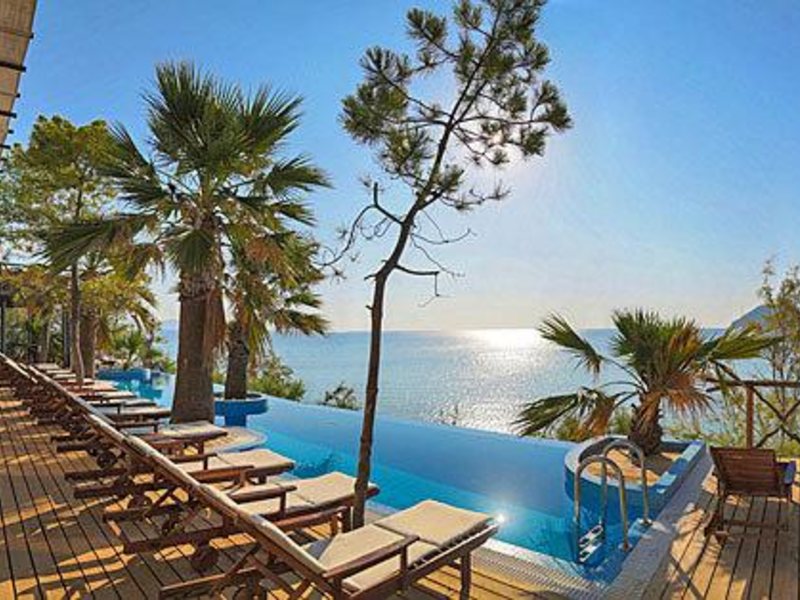 Gloria Maris Hotel Suites & Villa  305957