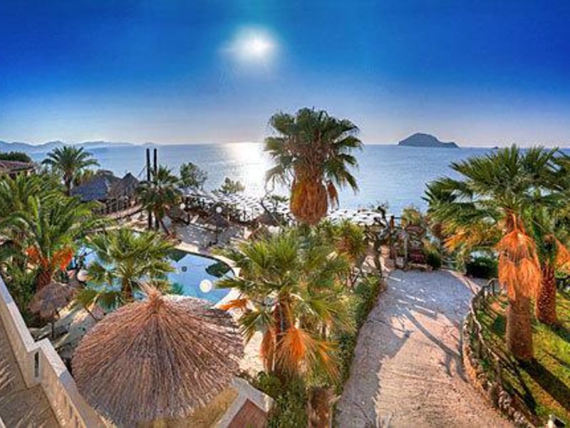 Gloria Maris Hotel Suites & Villa  305958