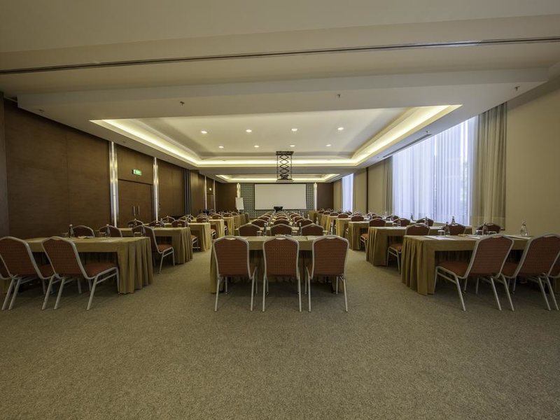 Gloria Sports Arena 185691