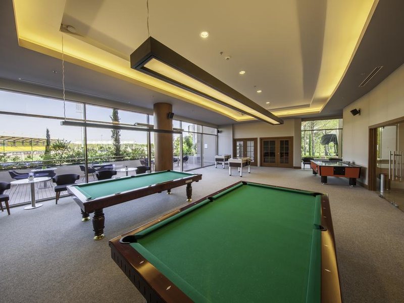 Gloria Sports Arena 185702