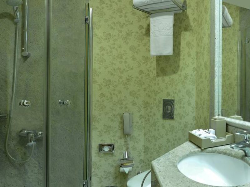 Gloria Verde Resort 75044