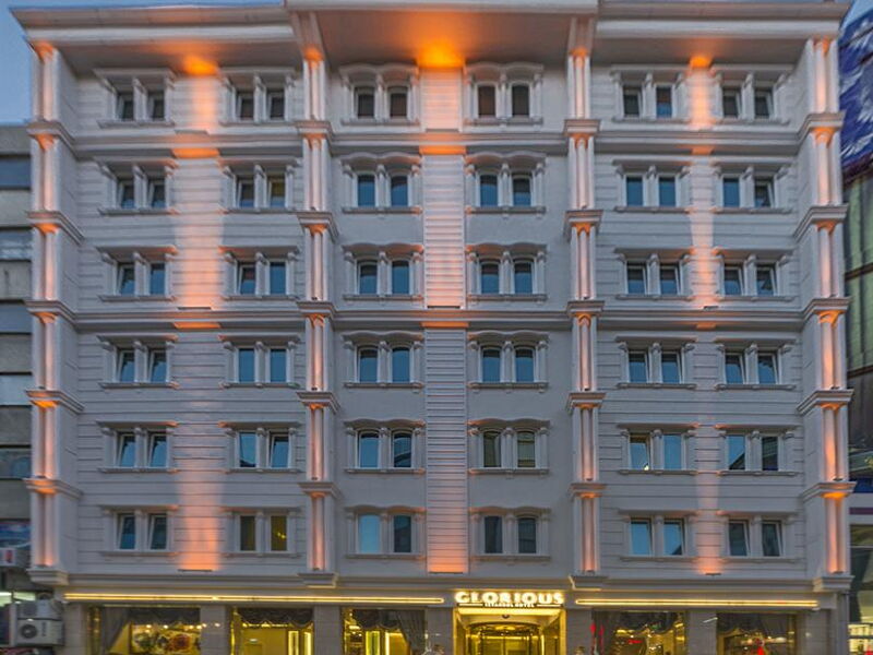 Glorious Hotel (ех 279877