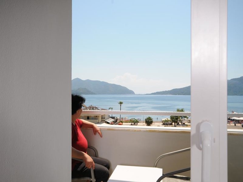 Gold Kaya Hotel 190223