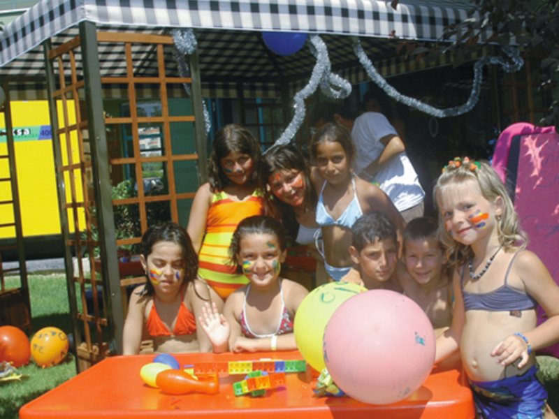 Gold Safran Hotel 8883