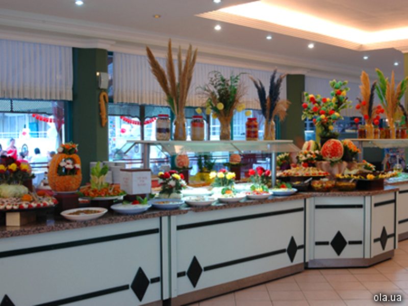 Gold Safran Hotel 8890