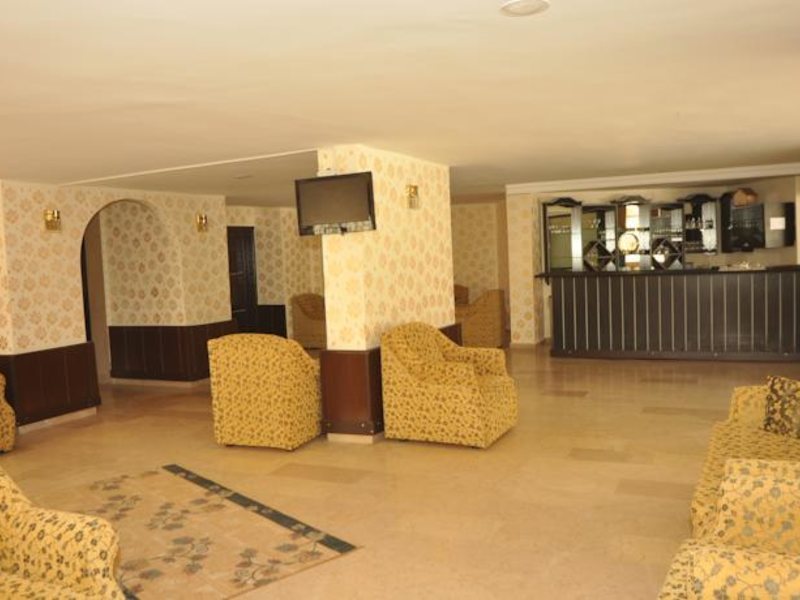 Gold Twins Suite Hotel 69923