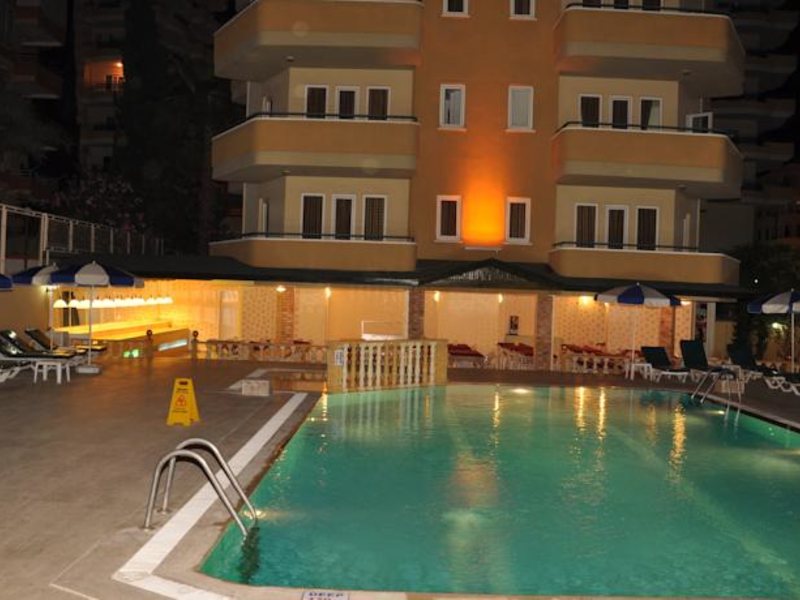 Gold Twins Suite Hotel 69938