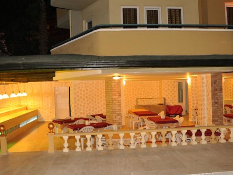 Gold Twins Suite Hotel 69939