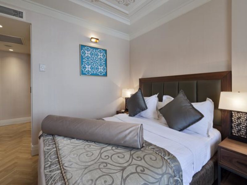Golden Age 1 Hotel 75069