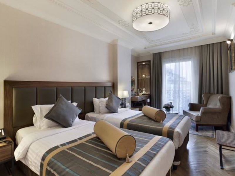 Golden Age 1 Hotel 75073