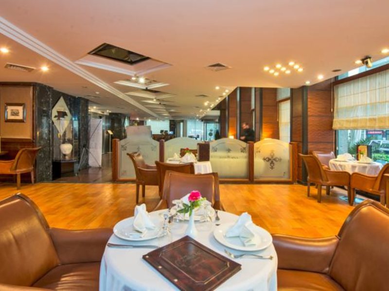 Golden Age 1 Hotel 75081