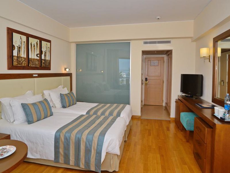 Golden Bay Beach Hotel 205579