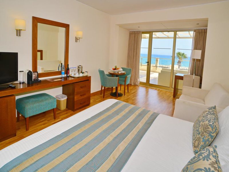 Golden Bay Beach Hotel 205581