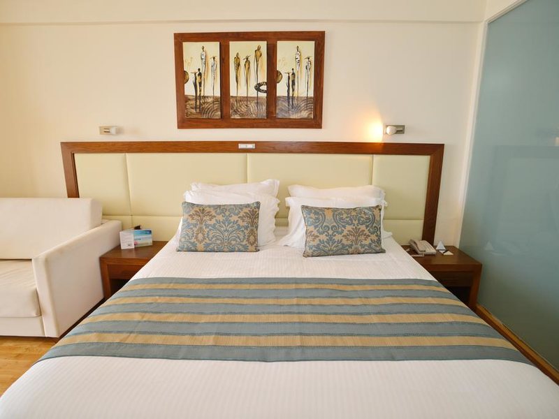 Golden Bay Beach Hotel 205582