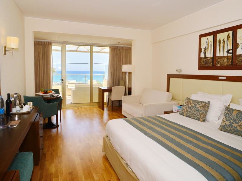 Golden Bay Beach Hotel 205583
