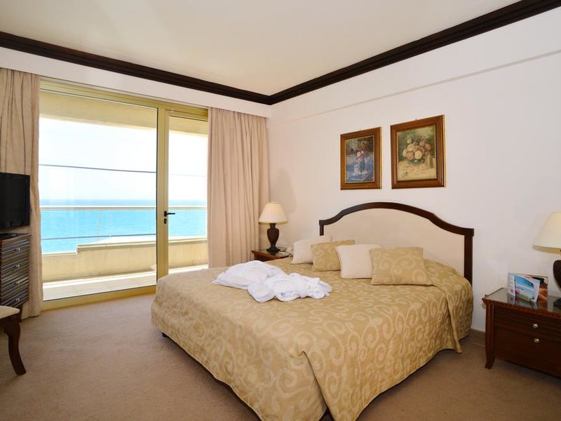 Golden Bay Beach Hotel 205585