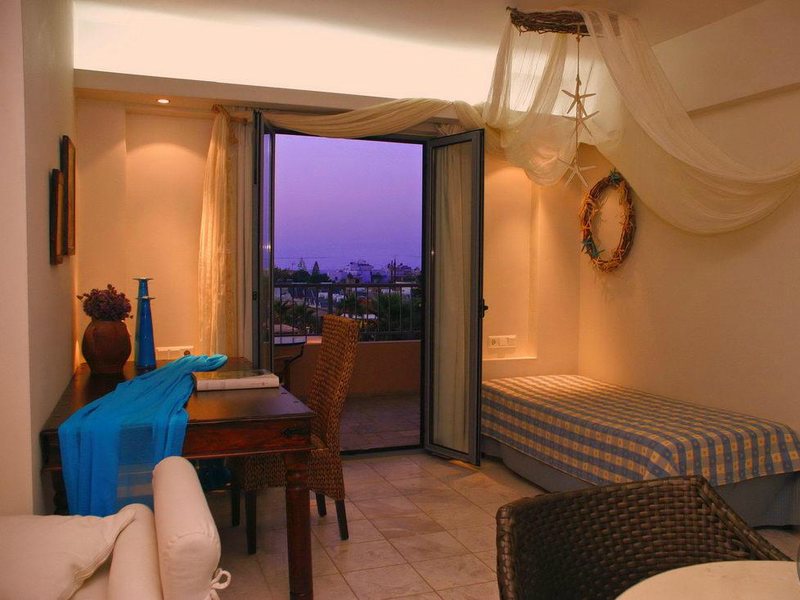 Golden Bay Studios 76644