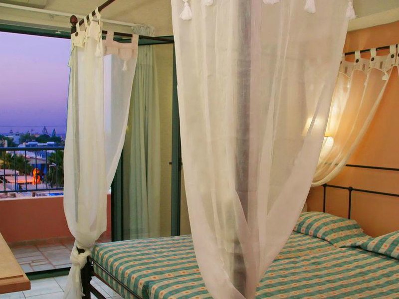 Golden Bay Studios 76648