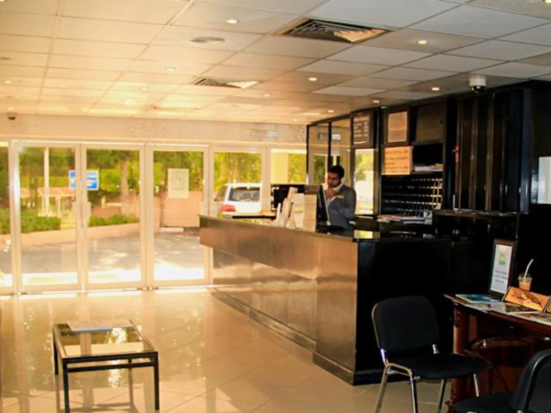 Golden Beach Motel  46559