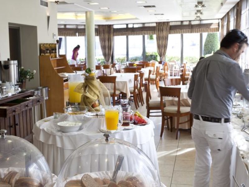 Golden City Athens 79310