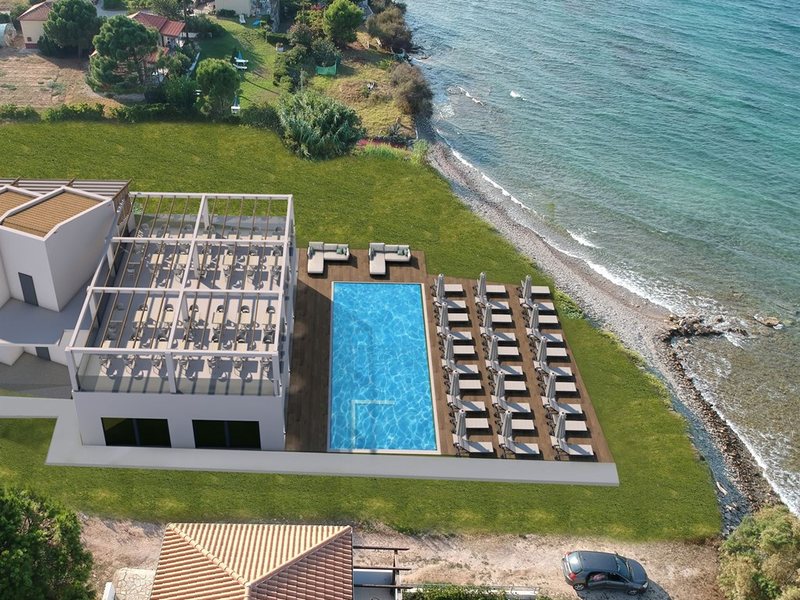 Golden Coast Resort 305994