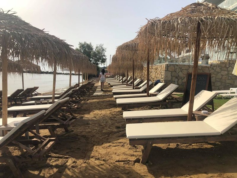 Golden Coast Resort 305995