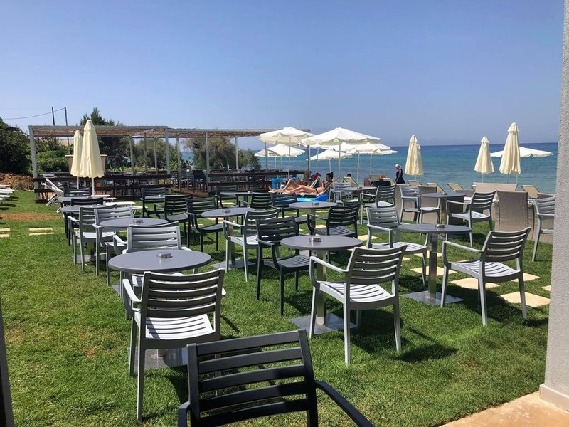 Golden Coast Resort 306015