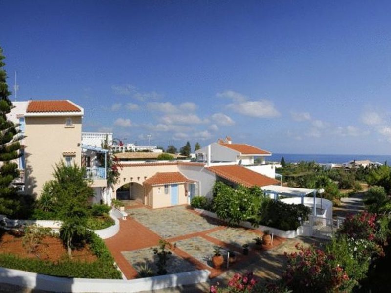 Golden Dream Apartments 100975