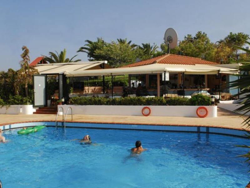 Golden Dream Apartments 100979