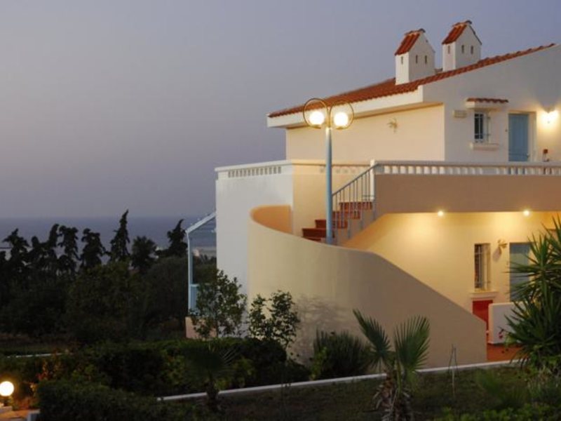 Golden Dream Apartments 100980