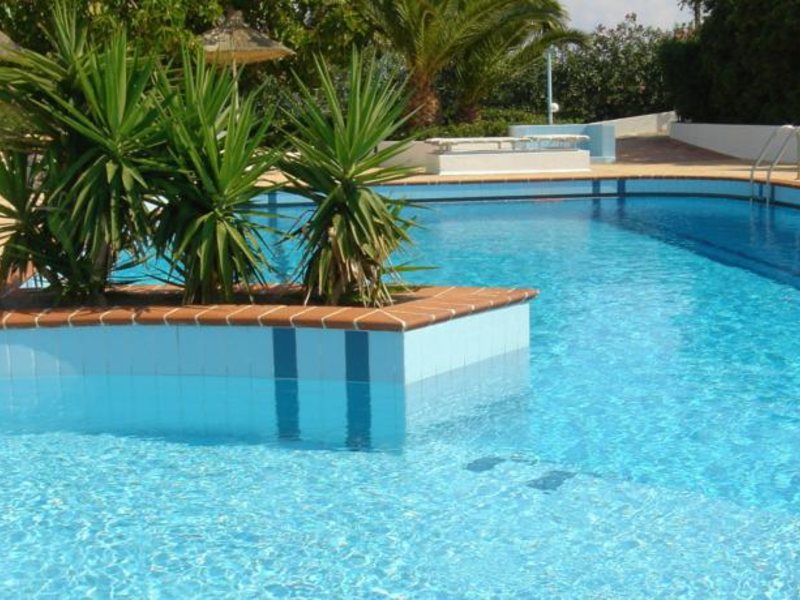 Golden Dream Apartments 100984