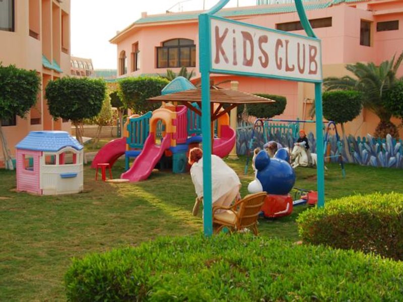 Golden Five Club  124102