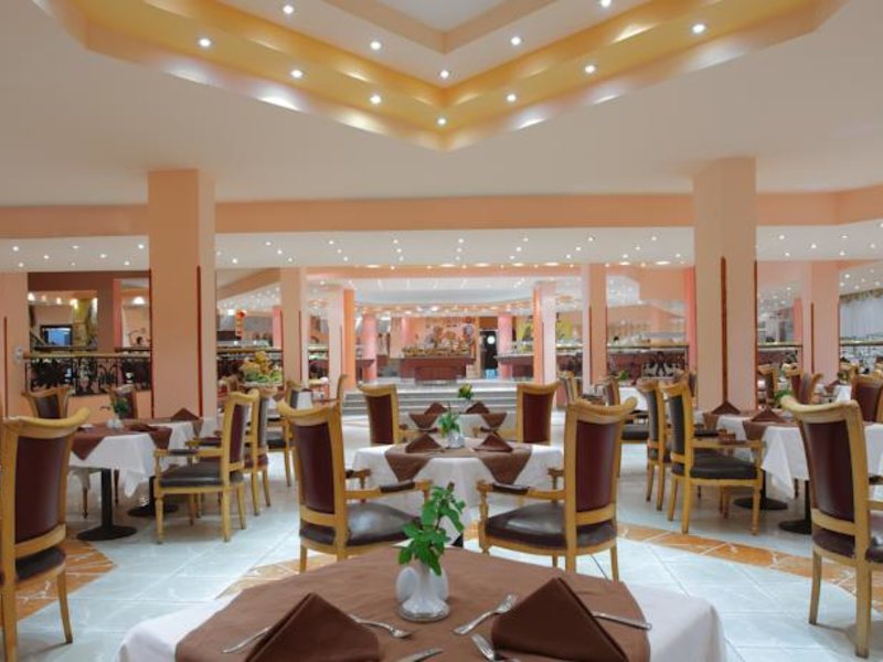 Golden Five Club  124109