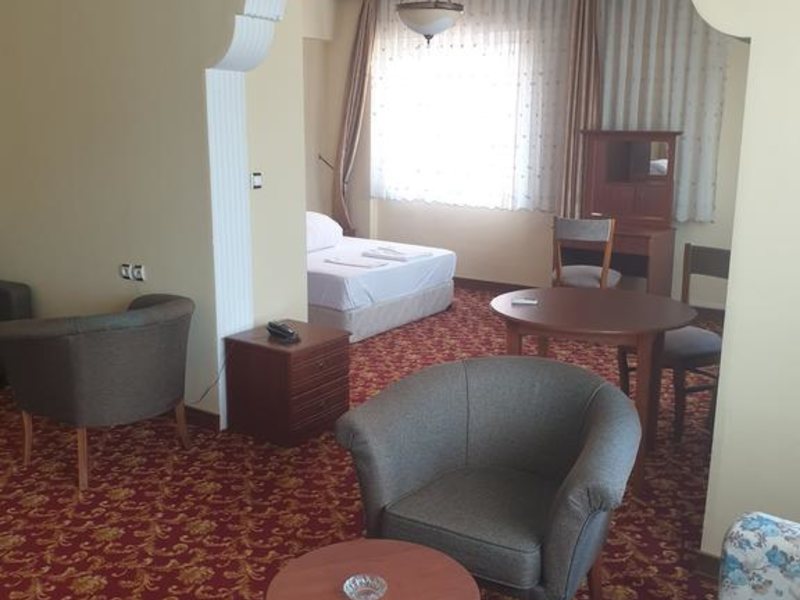 Golden Hill Hotel 301662