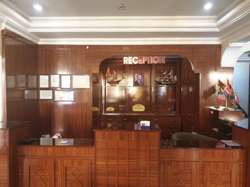 Golden Hill Hotel 301663