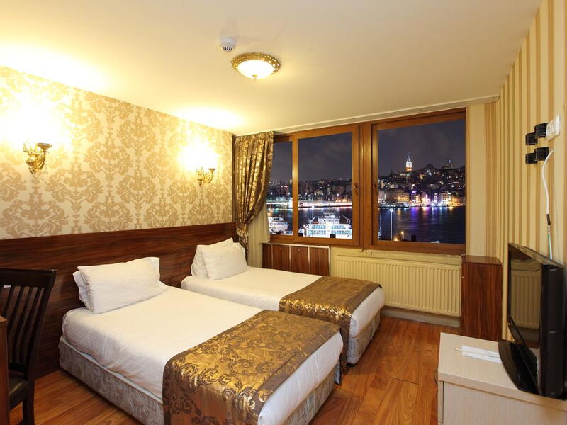 Golden Horn Istanbul 241937