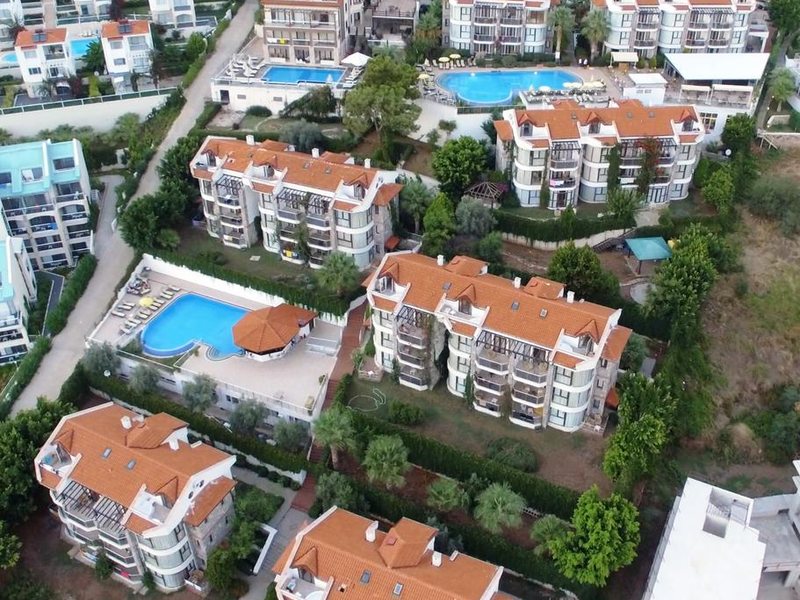 Golden Life Heights Deluxe Suit Hotel 278352