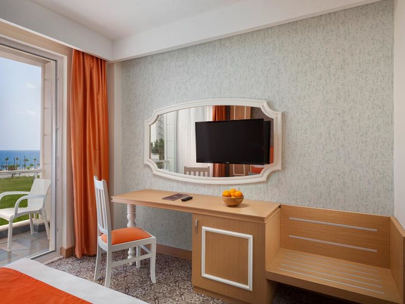 Golden Orange Hotel 303210