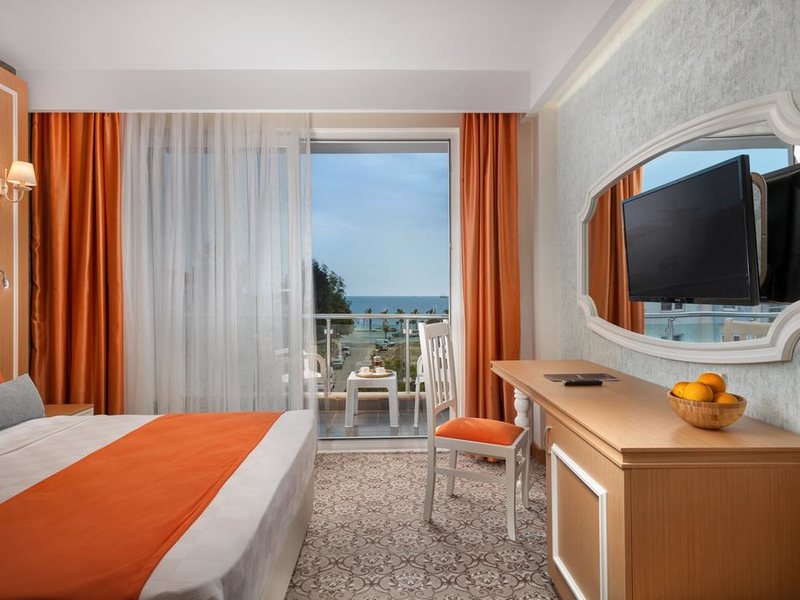 Golden Orange Hotel 303211