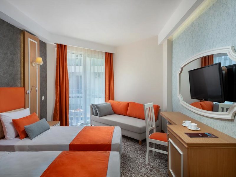 Golden Orange Hotel 303214