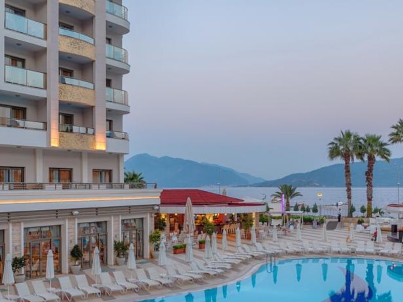 Golden Rock Beach 75329