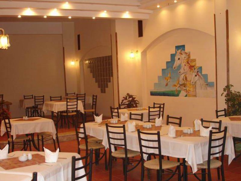 Golden Rose Hotel 124248