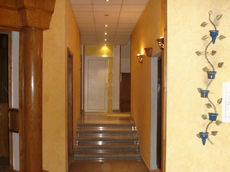 Golden Rose Hotel 124250