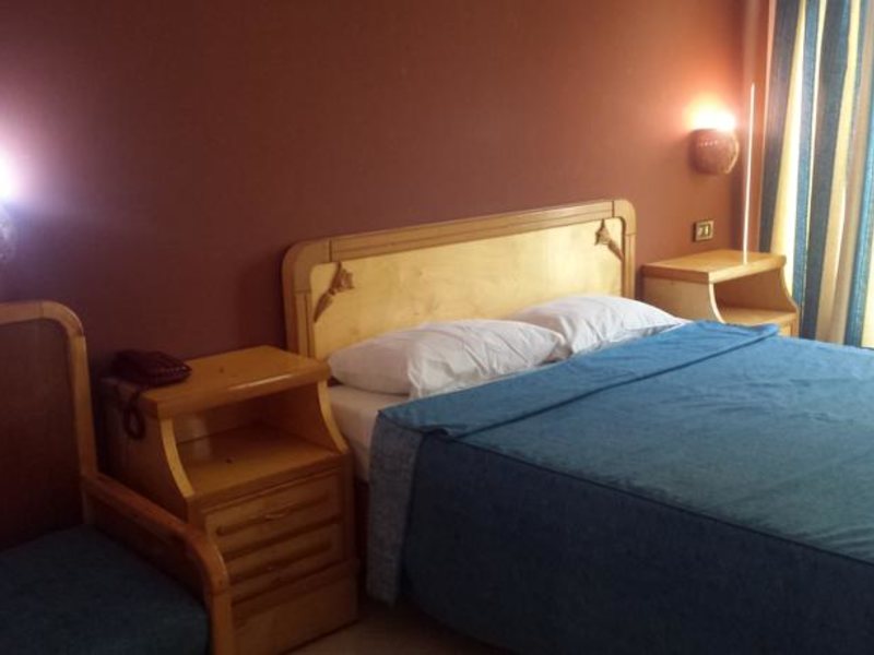 Golden Rose Hotel 124252