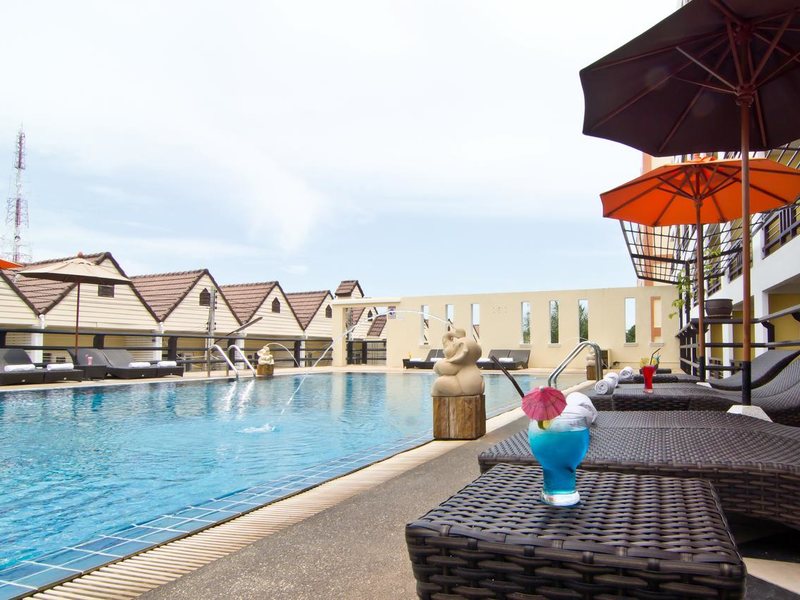 Golden Sea Pattaya 199625