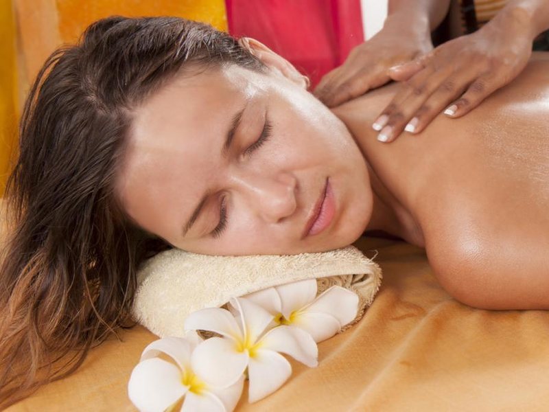 Golden Star Beach Hotel  107564