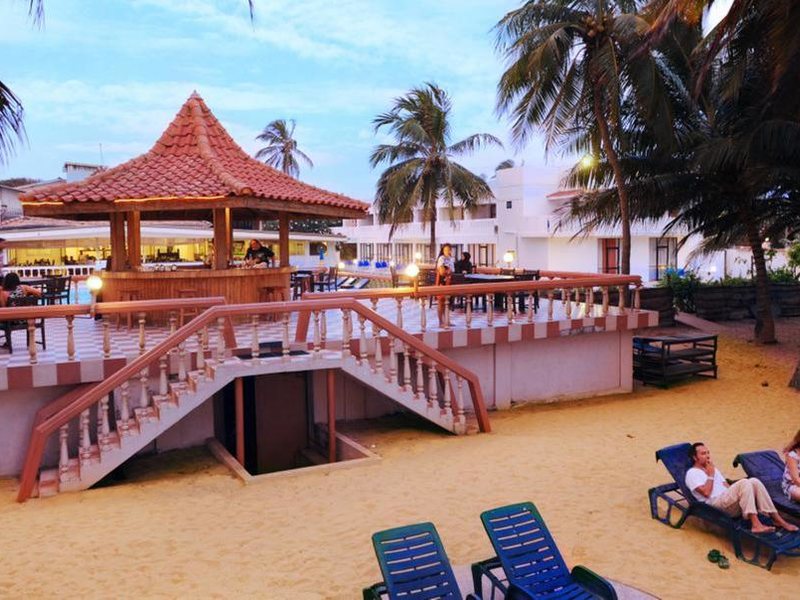 Golden Star Beach Hotel  107569