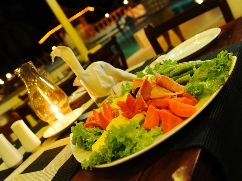 Golden Star Beach Hotel  107579