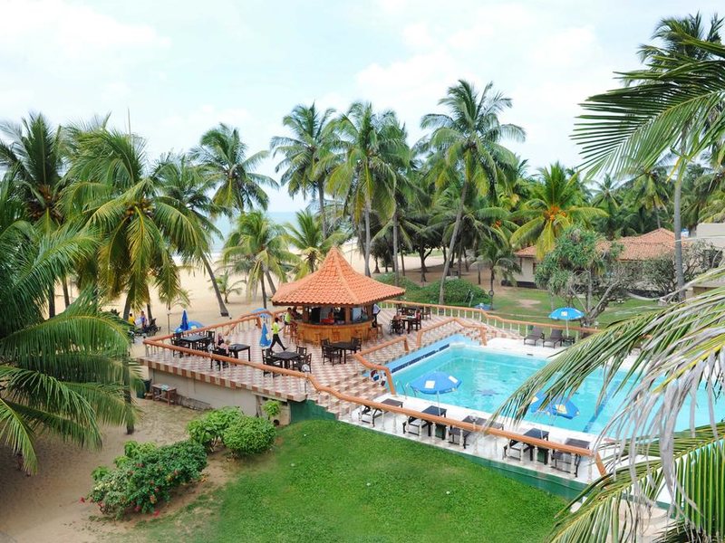 Golden Star Beach Hotel  107582