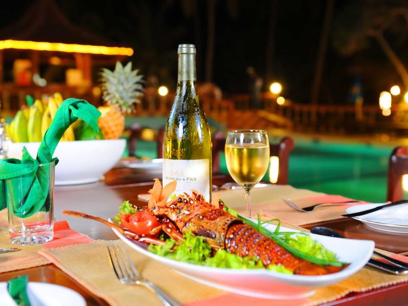 Golden Star Beach Hotel  107583